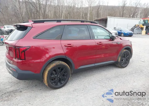 2023 Kia Sorento X-Line S z USA, uszkodzony, nr VIN 5XYRLDLC9PG195970